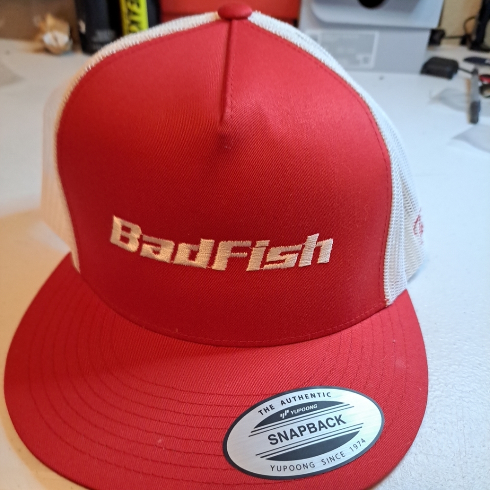 BADFISH RED WHITE SNAPBACK TRUCKER HAT ONE SIZE